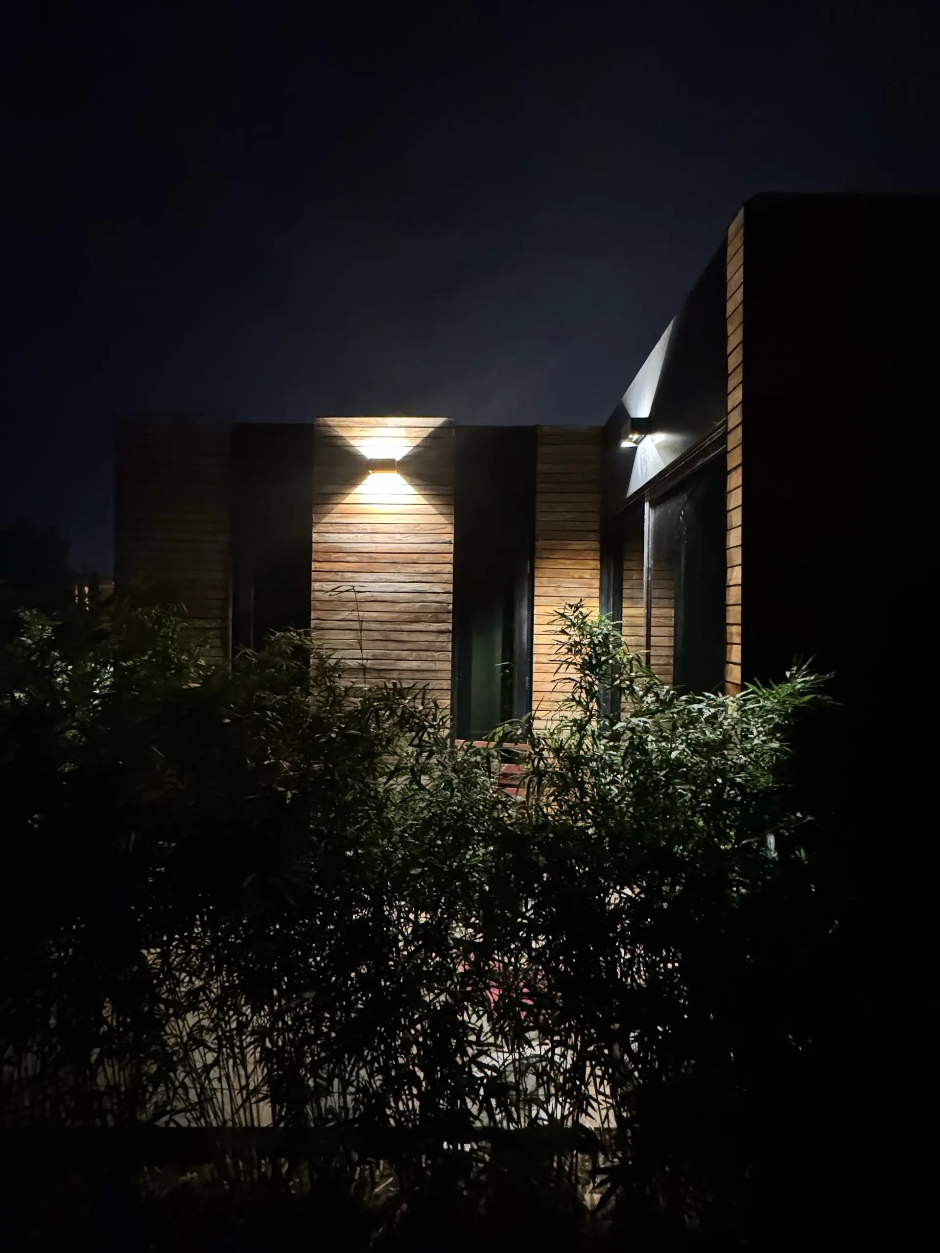 Cabine de vacances modulaire KASA - Construction préfabriquée bois Grand-Bassam Côte d'Ivoire